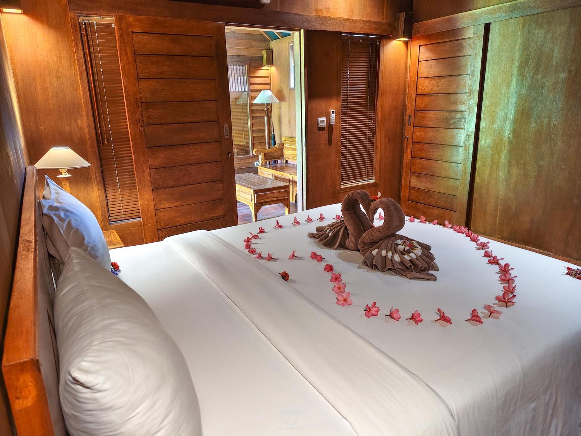The Kori Sire Hotel Tanjung  Buitenkant foto